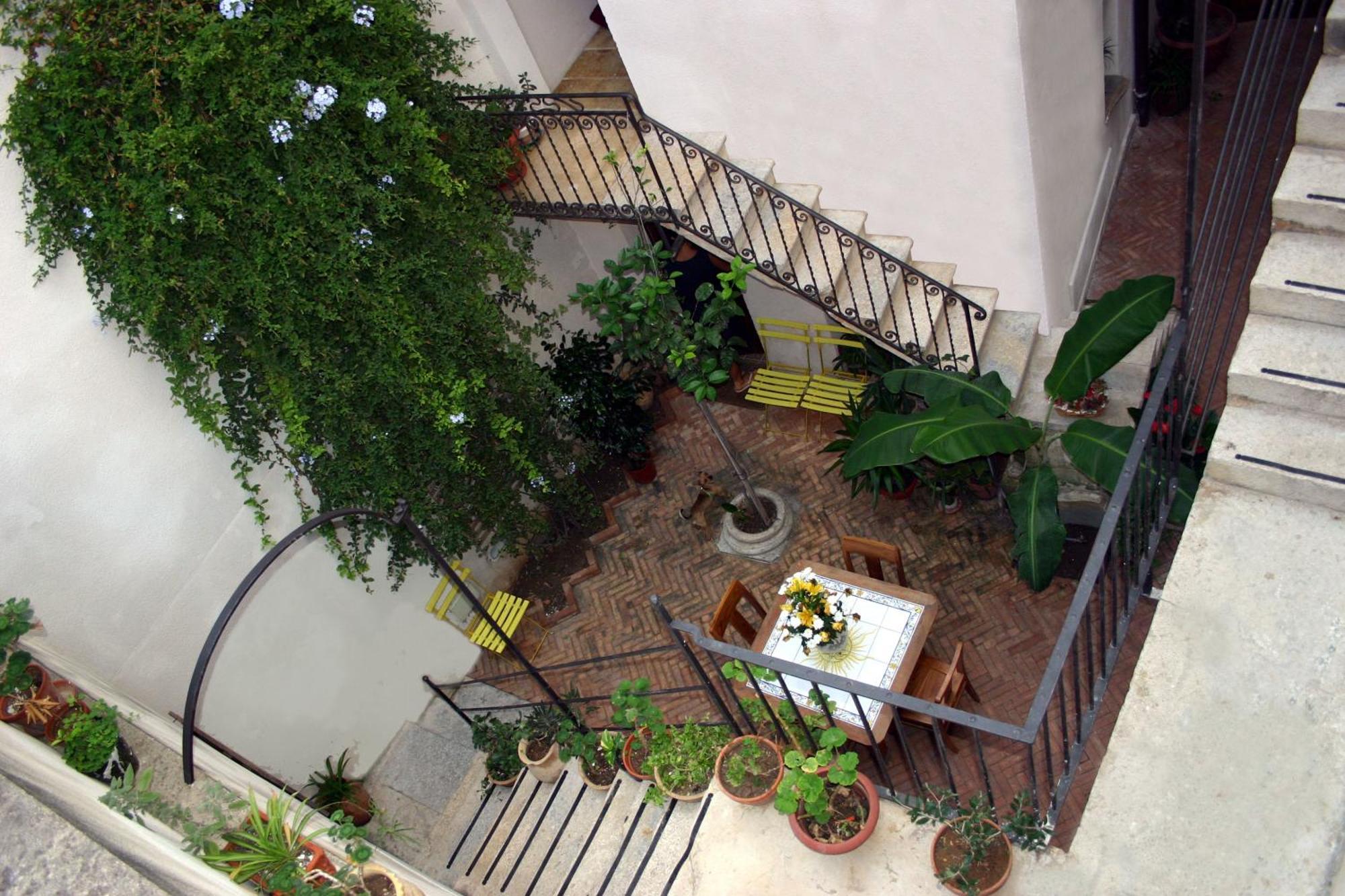 Il Cortiletto Hotel Trapani Exterior foto